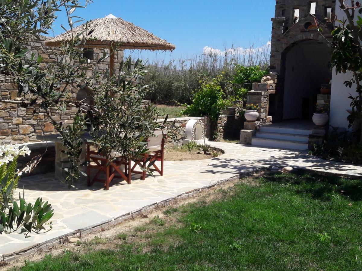 Elpidas Studios Agia Anna  Extérieur photo