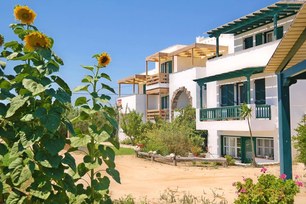 Elpidas Studios Agia Anna  Extérieur photo